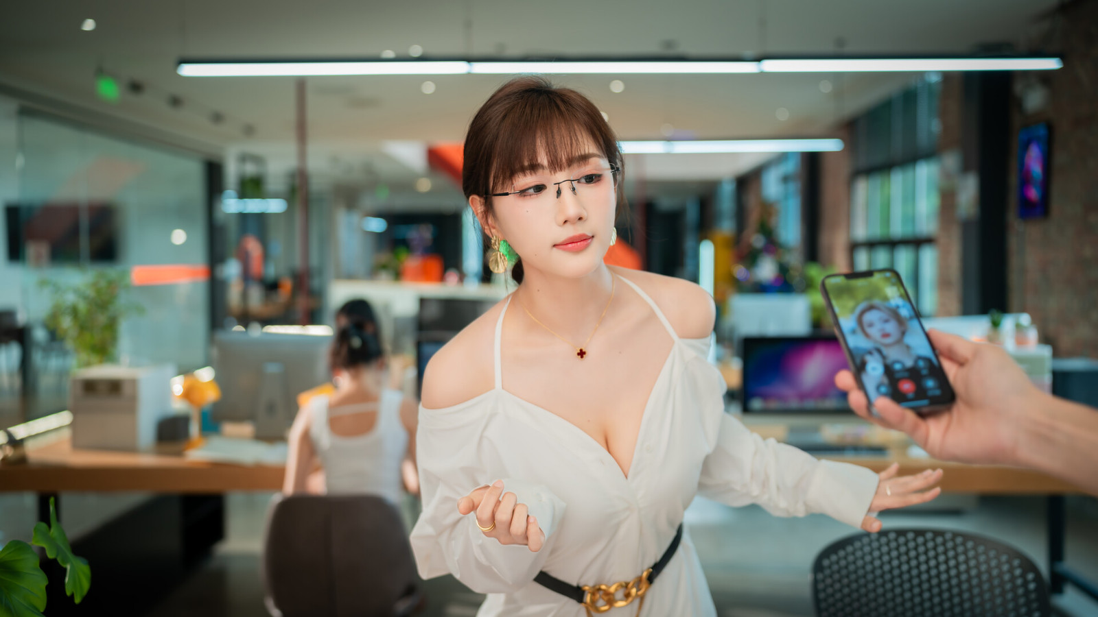 完蛋美女影响我了免广告内置最新菜单下载-完蛋美女影响我了最新版下载安装v.7.33 完蛋美女影响我了免广告内置最新菜单下载-完蛋美女影响我了最新版下载安装v.7.33