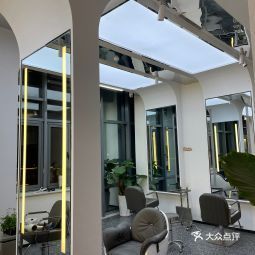 皮皮小镇换装美发沙龙无广告版下载-皮皮小镇换装美发沙龙最新版安卓版下载v.8.97